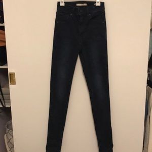 Levi jeans- Mile High Super Skinny
